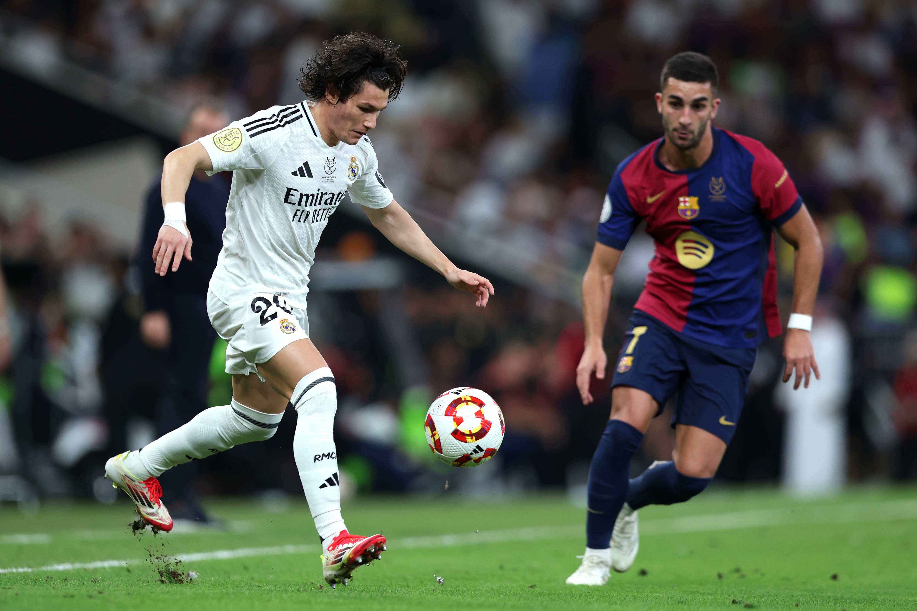 2虎不同命！特鲁姆普连输2局，或无缘16强，147先生领先泰国冠军.